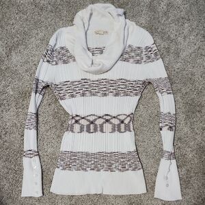 Stylish White and Gray Women's Sweater